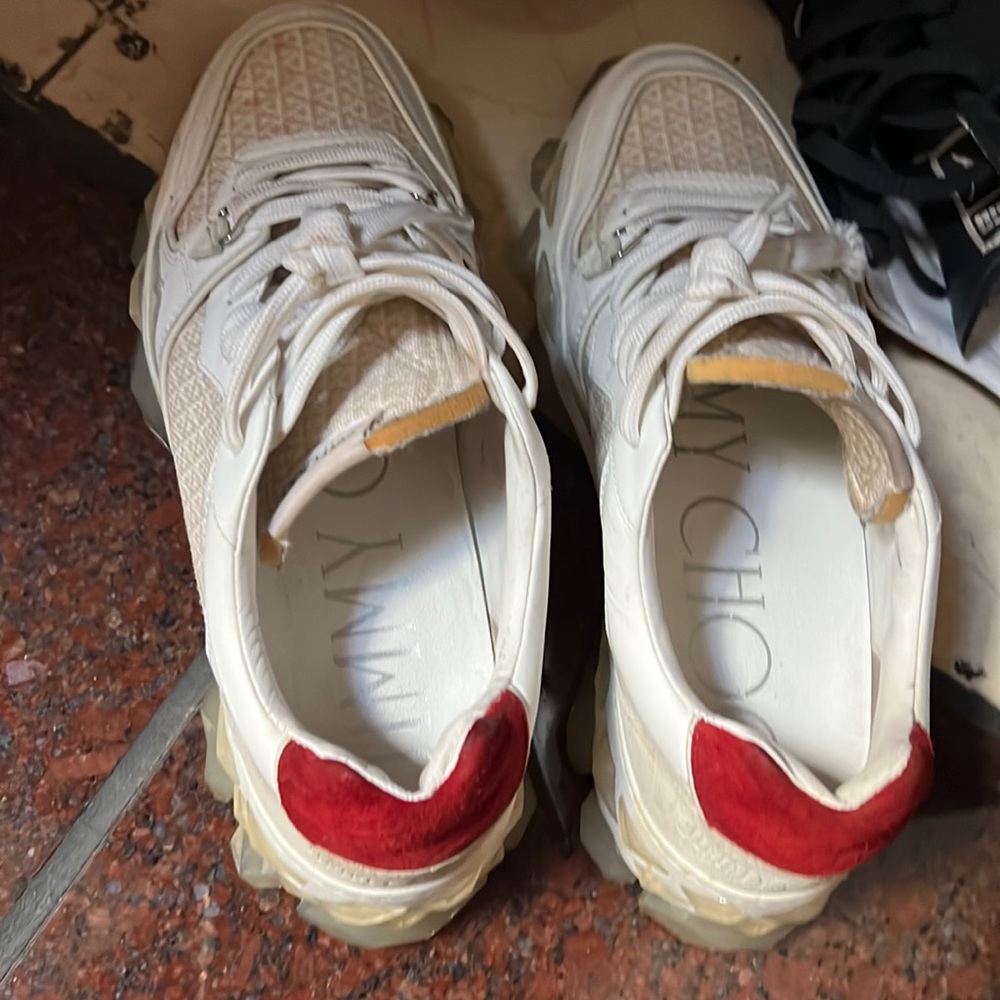 Jimmy choo size 42.5 . Runs small so it’ll fit 11